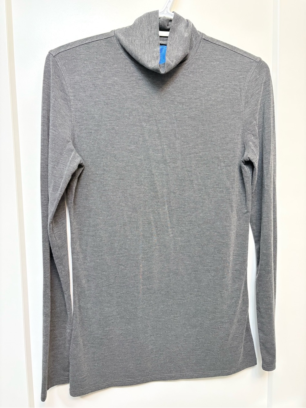 Kit and Ace Gray turtleneck thin material sleek
